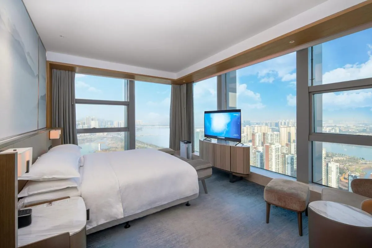 Image 1 of Four Points by Sheraton Wuhan, Jiangxia