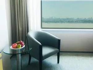 Image 4 of Holiday Inn Wuhan Riverside, an IHG Hotel