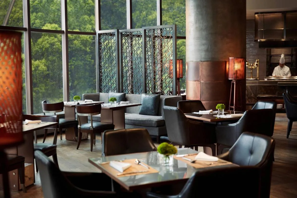 Image 4 of Renaissance Wuhan Hotel