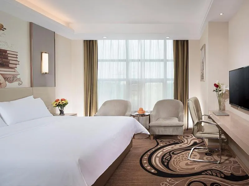Image 3 of Vienna Hotel (East Plaza of WuHan High-Speed Railway Station)