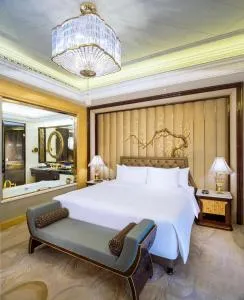 Image 6 of Wanda Reign Wuhan