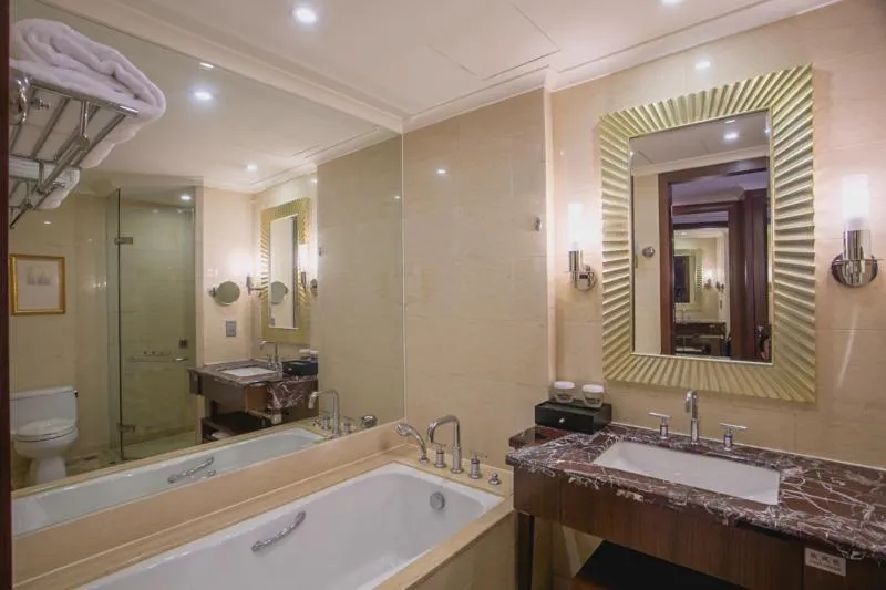 Image 1 of Wuhan Jin Jiang International Hotel