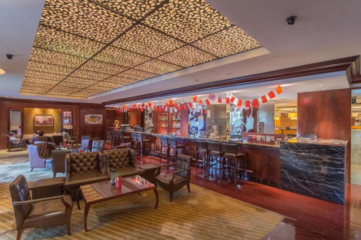 Image 2 of Wuhan Jin Jiang International Hotel