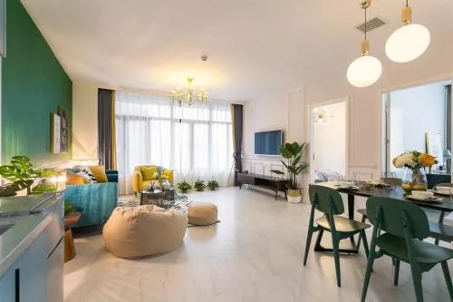 Image 1 of Wuhan Wuchang·Qunxingcheng Square · Locals Apartment 00121920